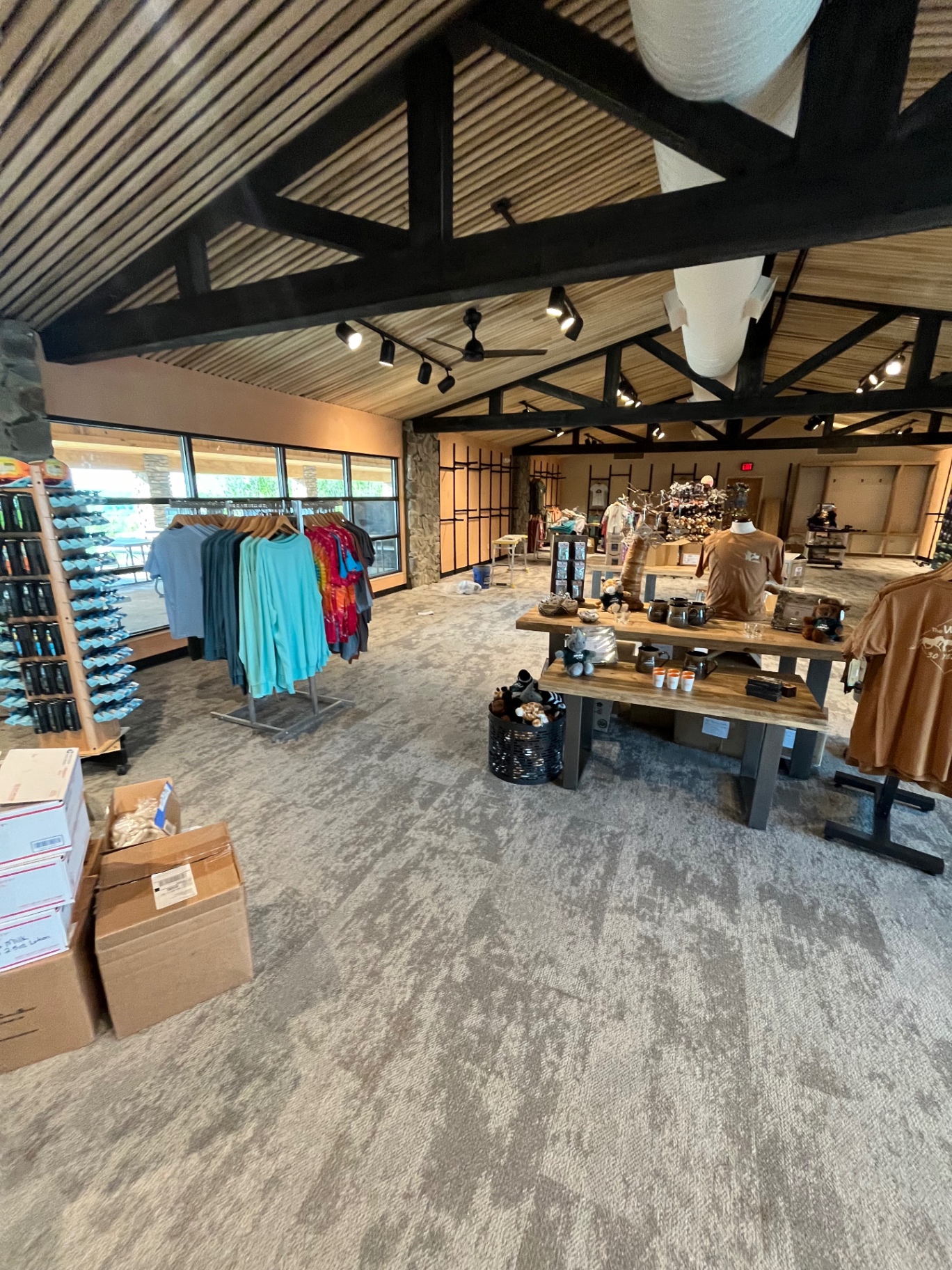 Wide apparel floor